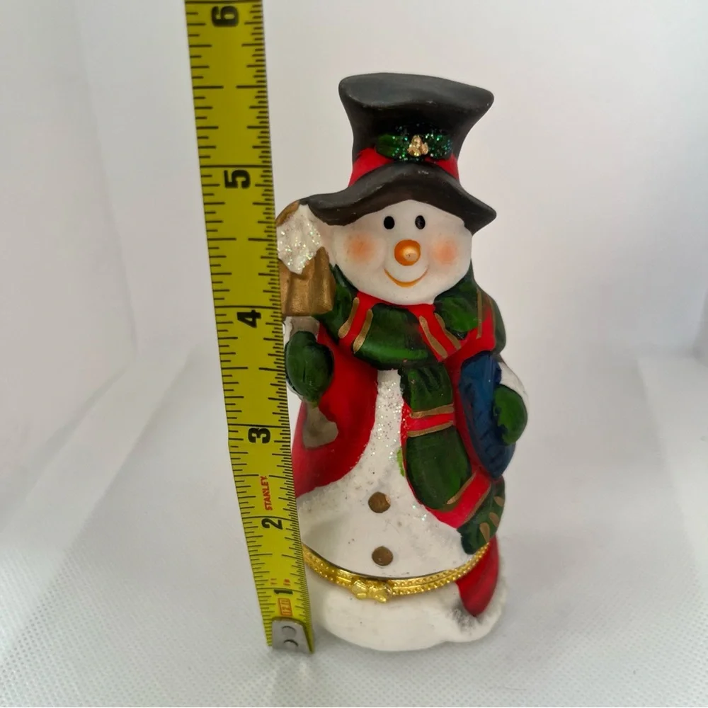 Festive‎ Snowman Figurine Trinkets